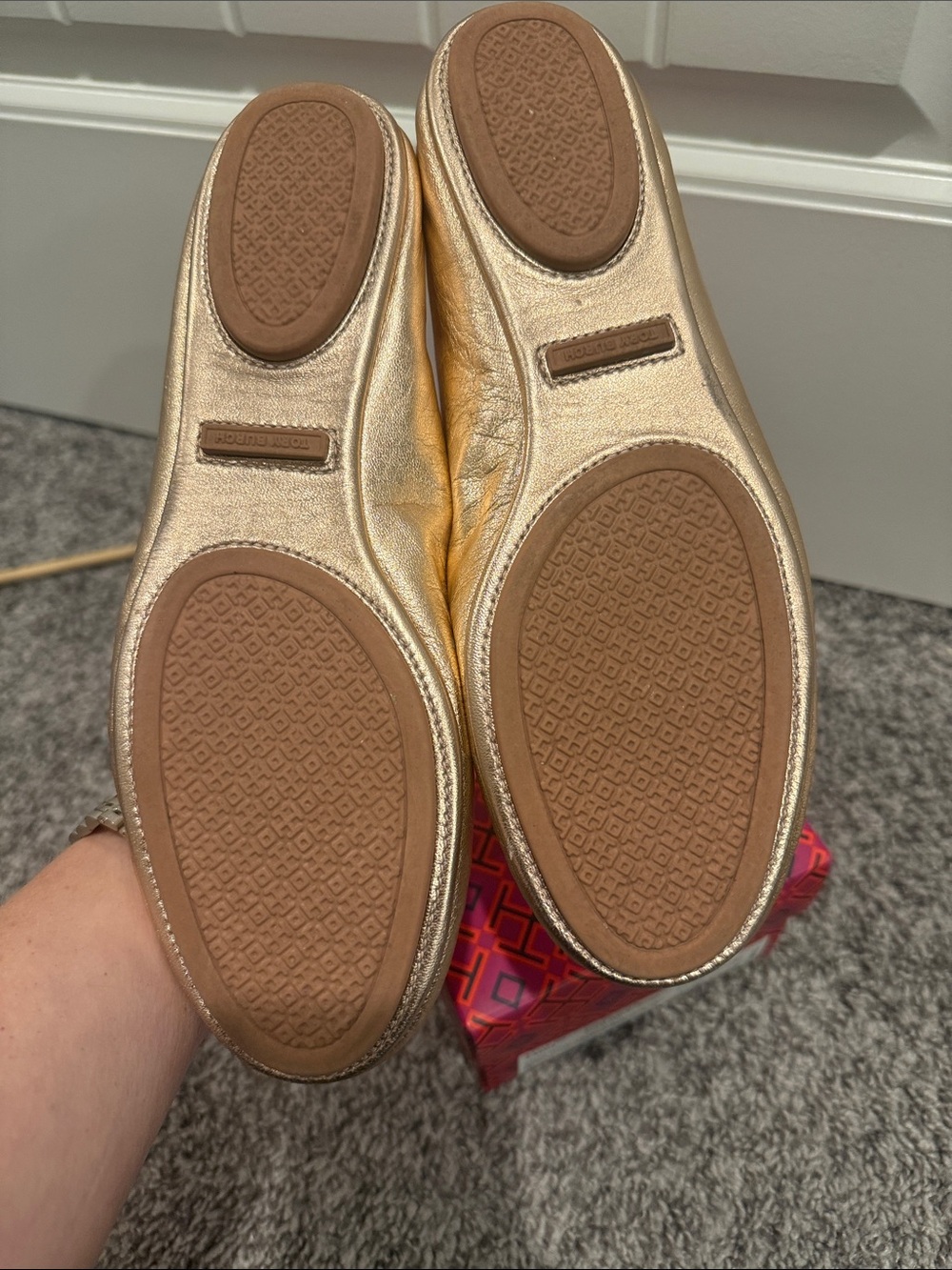 Tory Burch Metallic Rose Gold Minnie travel Ballet Flats size 7.5 - Picture 3 of 8